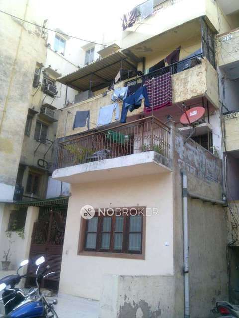 2 BHK Flat In Dda Pocket Jk, Dilshad Garden for Rent  In Dilshad Garden