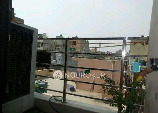 2 BHK Flat In Apartment For Sale  In Mohan Garden