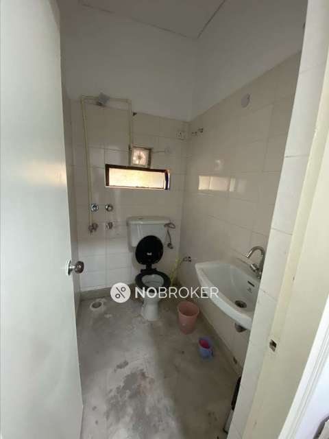 Office Space in Green Park, Delhi for sale 