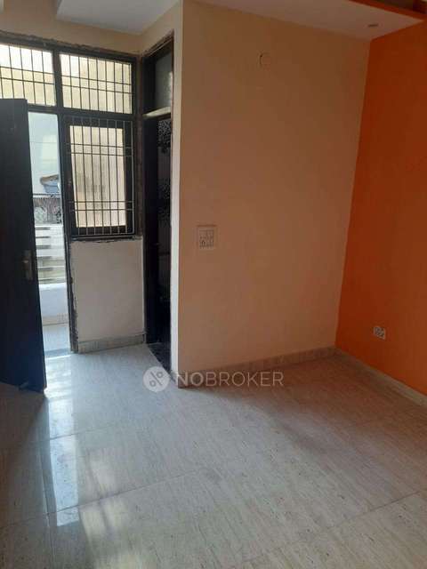 2 BHK Flat For Sale  In Krishna Nagar