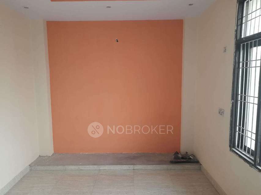 2 BHK Flat For Sale  In Krishna Nagar
