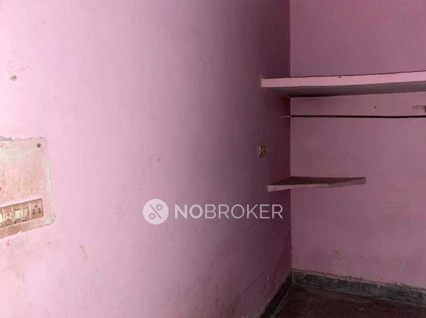 1 BHK House for Rent  In Sector 44