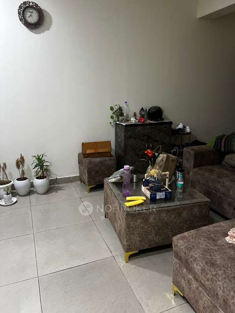 Single Room for Male In 2 BHK  In 10th Avenue Gaur City In Gaur City 2