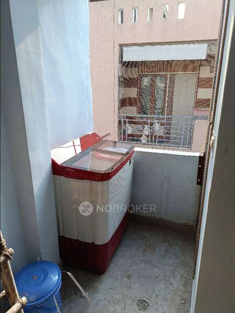 PG for Girls in Sangam Vihar