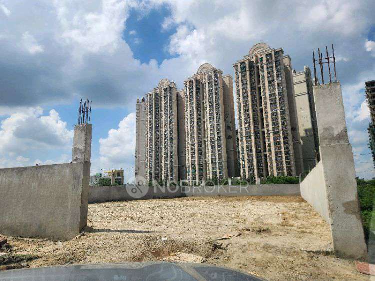 Godown/Warehouse in Zeta I, Greater Noida for Rent 