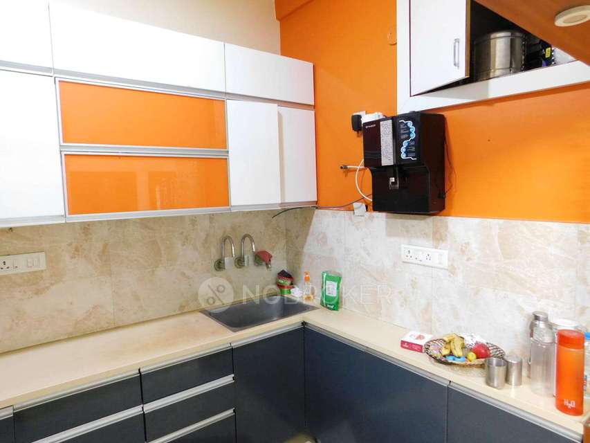 3 BHK Flat In Sree Towers For Sale  In Sree Towers