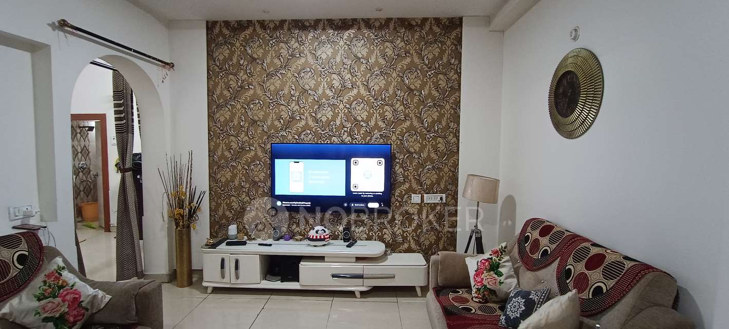 3 BHK Flat In Sree Towers For Sale  In Sree Towers