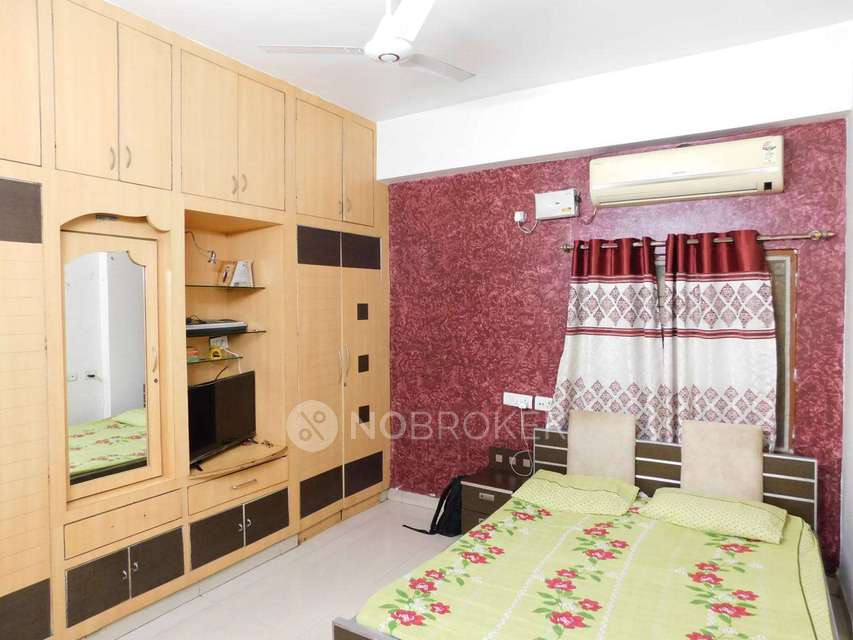 3 BHK Flat In Sree Towers For Sale  In Sree Towers