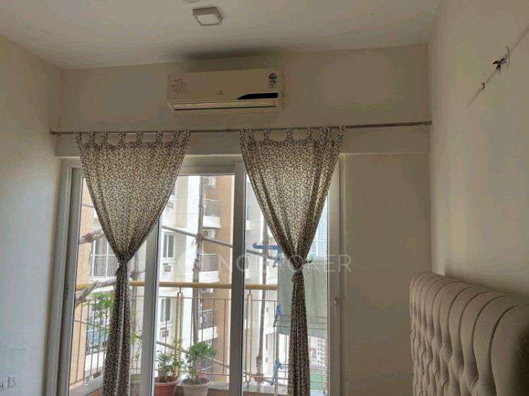 2 BHK Flat In Runwal Greens Rooswood Buliding 3 For Sale  In Mulund West