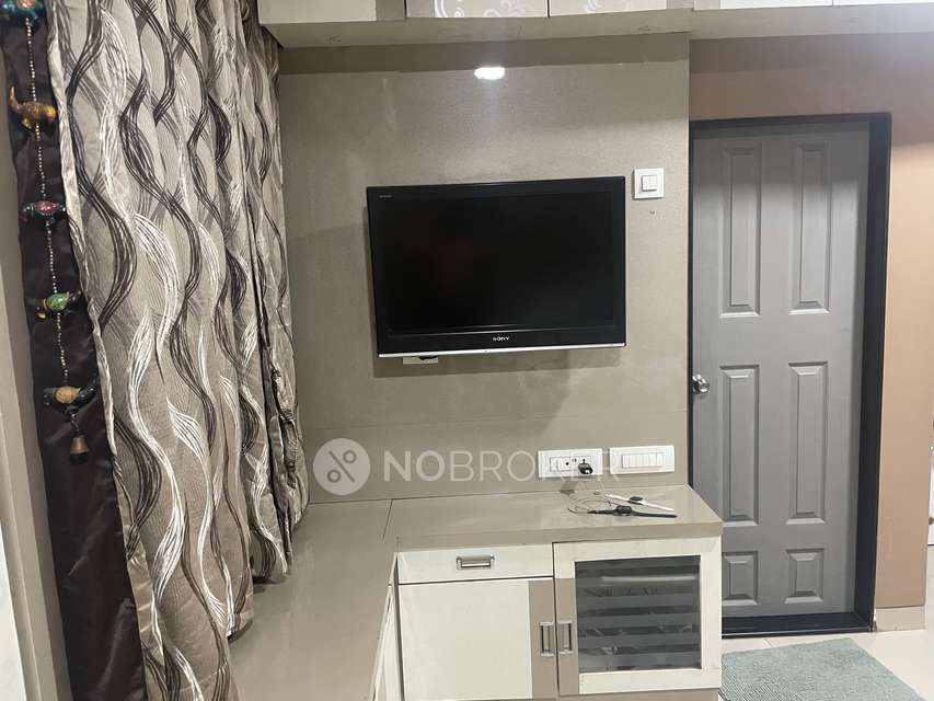 2 BHK Flat In Ochna Pride Park Chs Ltd For Sale  In Pride Park Complex