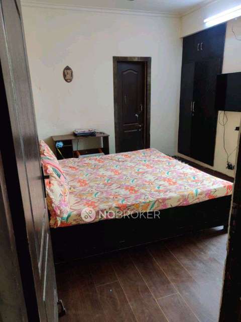 3 BHK Flat In Amrapali Zodiac, Sector-120 For Sale  In Sector-120