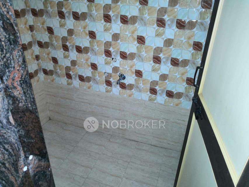 1 RK Flat In Laxmi Niwas  for Rent  In Phursungi