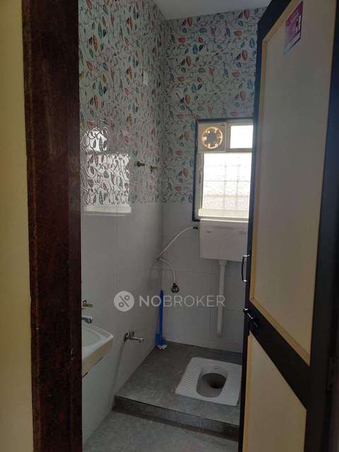 1 RK Flat In Laxmi Niwas  for Rent  In Phursungi