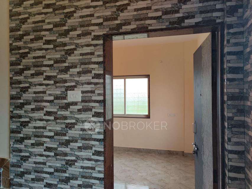 1 RK Flat In Laxmi Niwas  for Rent  In Phursungi