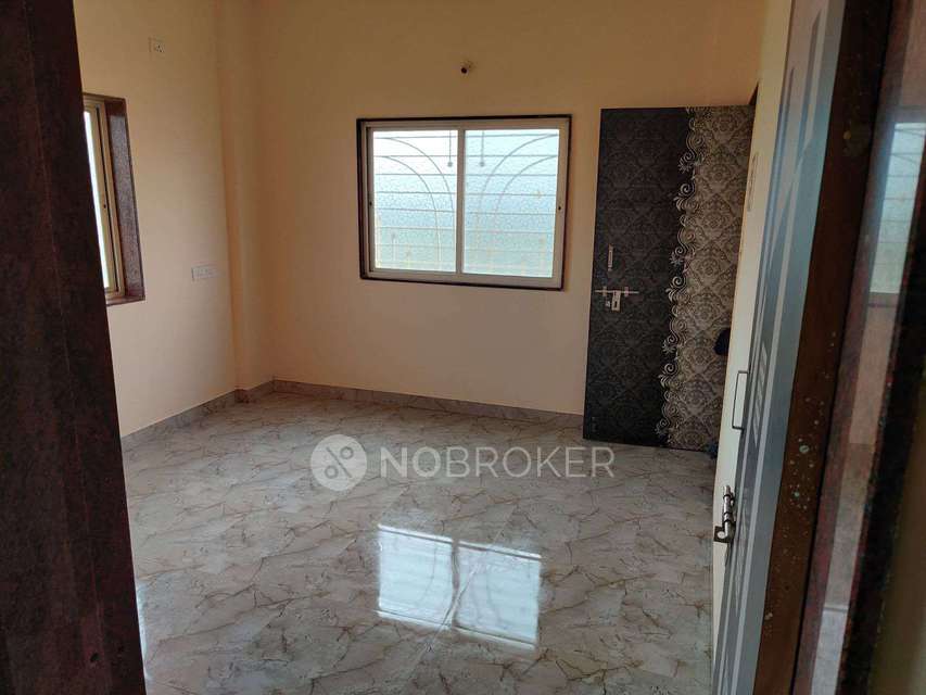 1 RK Flat In Laxmi Niwas  for Rent  In Phursungi