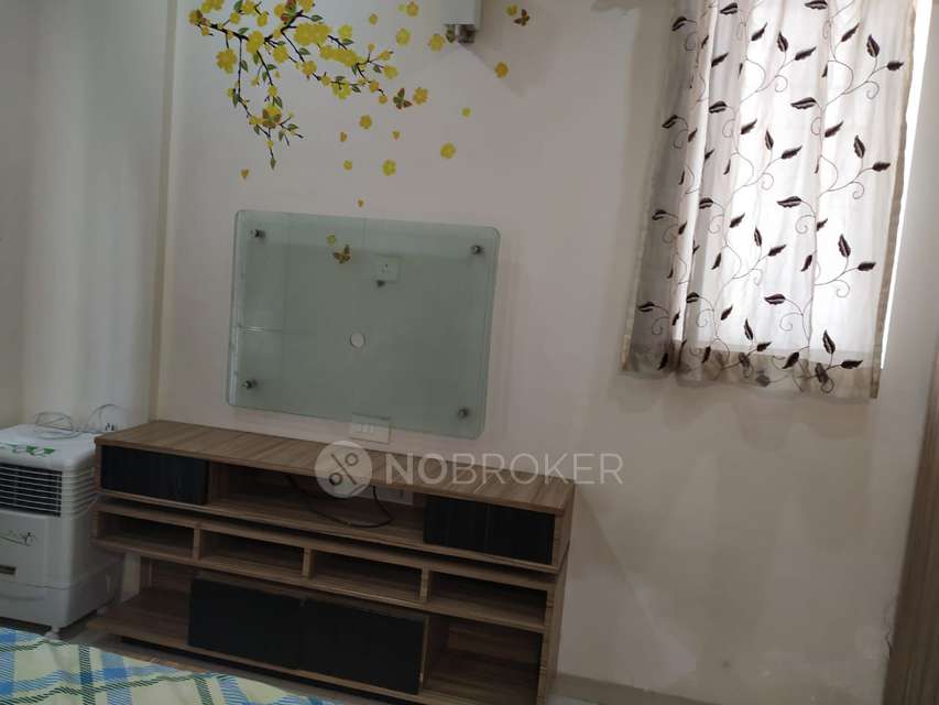 2 BHK Flat In Fortune Aristolia, Hadapsar for Rent  In Hadapsar