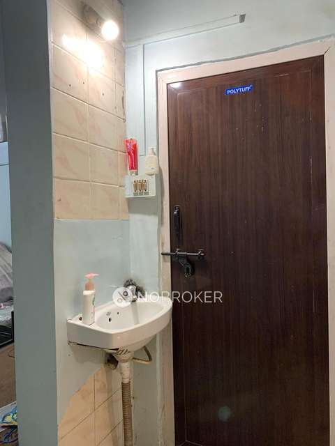 2 BHK Flat In Gururaj Society for Rent  In Bibwewadi