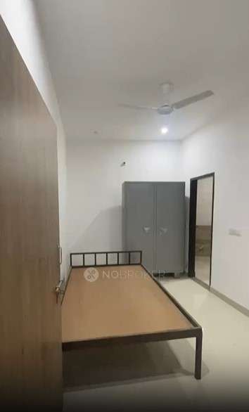 Commercial Property in Budhera, Gurgaon for Rent 