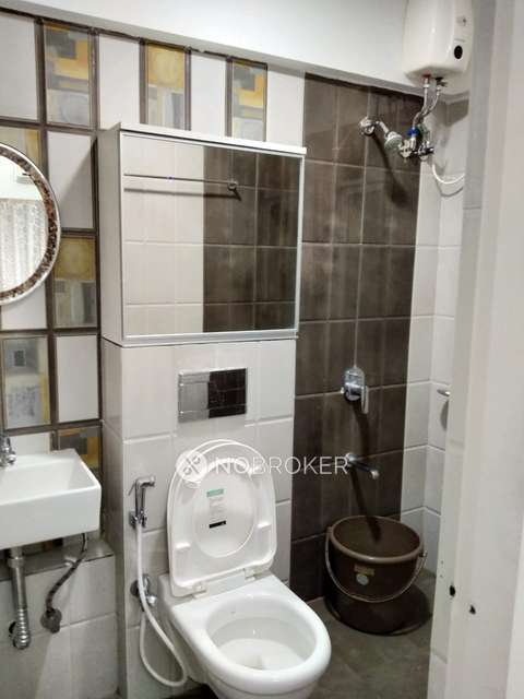 2 BHK Flat In Silver Park For Sale  In Mulund West