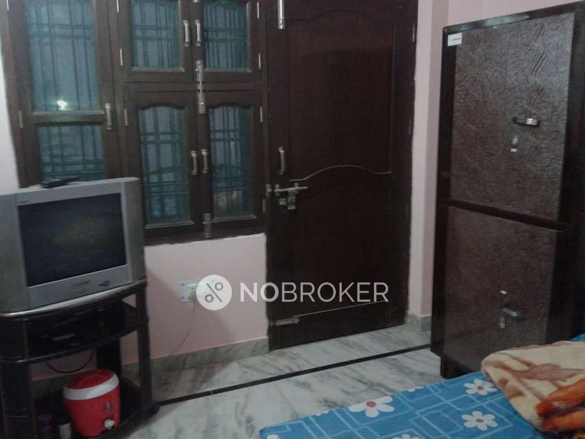 PG for Boys in Sector 15a