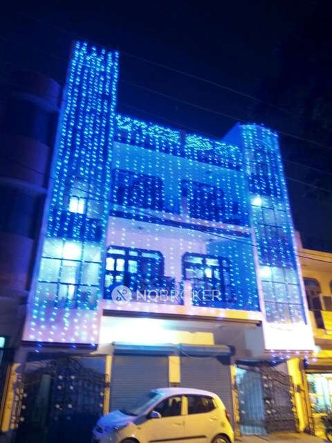 PG for Boys in Sector 15a