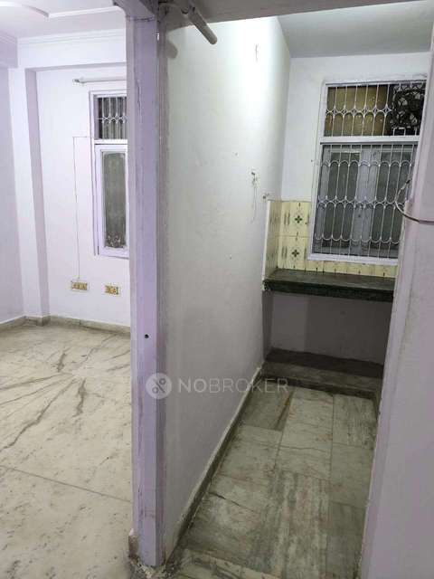 1 BHK Flat For Sale  In Dilshad Colony