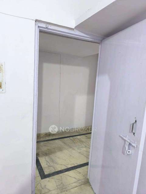 1 BHK Flat For Sale  In Dilshad Colony