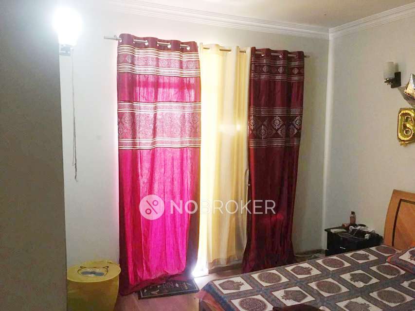 2 BHK Flat In Raheja Vedaanta For Sale  In Sector-108