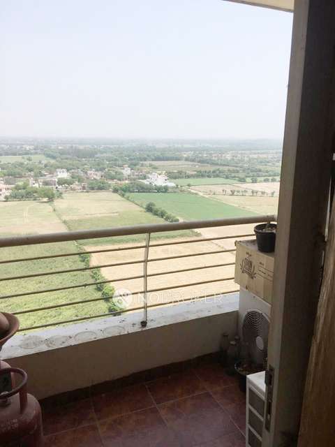 2 BHK Flat In Raheja Vedaanta For Sale  In Sector-108