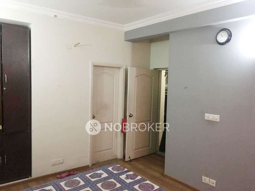 2 BHK Flat In Raheja Vedaanta For Sale  In Sector-108