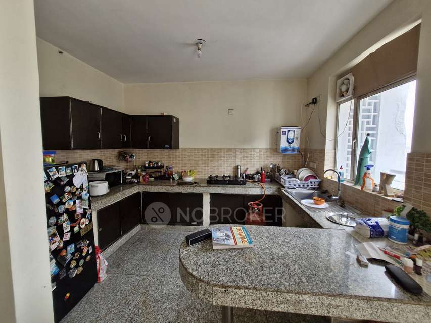 2 BHK Flat In Raheja Vedaanta For Sale  In Sector-108