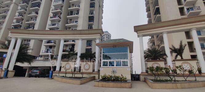2 BHK Flat In Ajnara Le Garden For Sale  In Sector 16