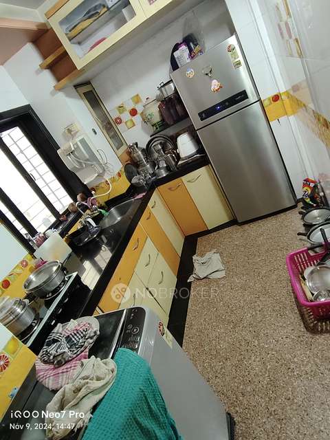 2 BHK Flat In Kanchan Pushp Society For Sale  In Thane West