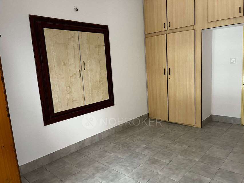 2 BHK House for Rent  In Hsr Layout 2nd Sector Park