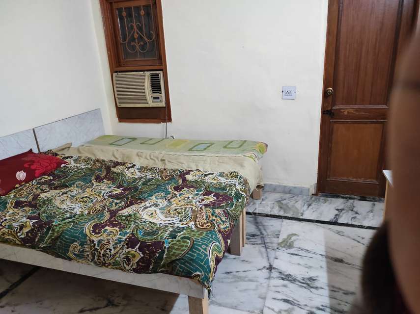 3 BHK Flat For Sale  In West Patel Nagar