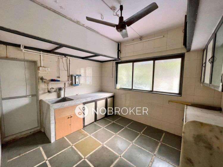 2 BHK Flat In New Ramratan Building For Sale  In Dadar