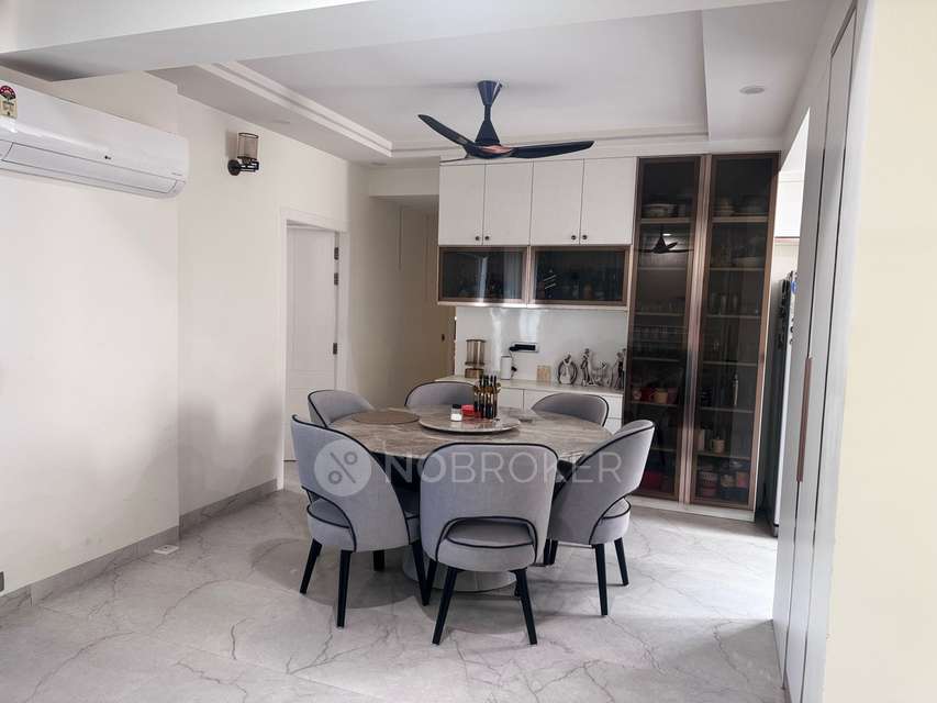 4 BHK Flat In Tulip Violet For Sale  In Tulip Violet