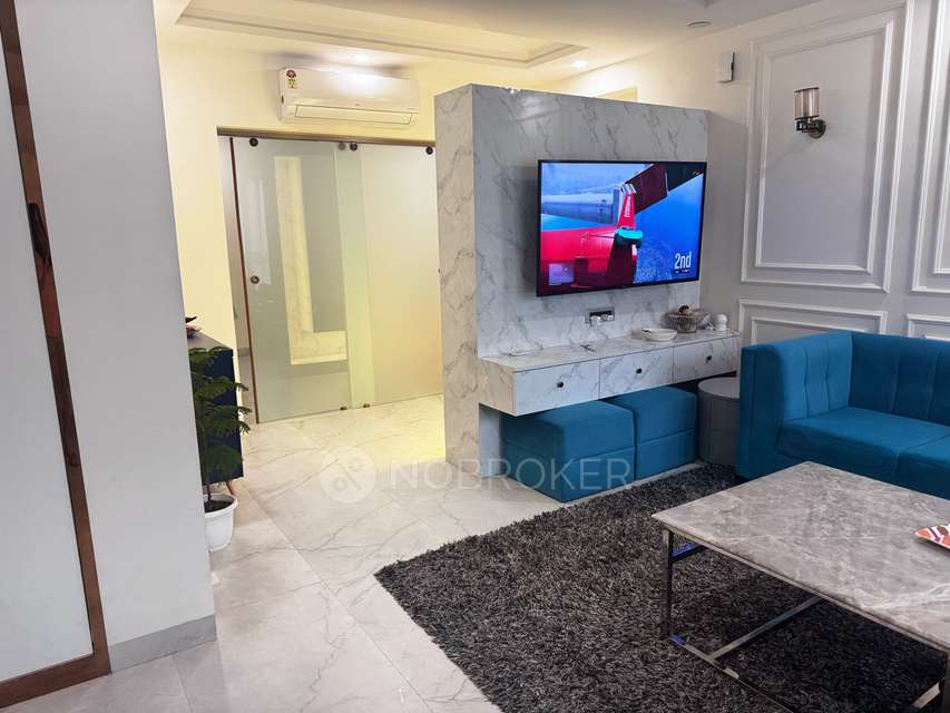 4 BHK Flat In Tulip Violet For Sale  In Tulip Violet