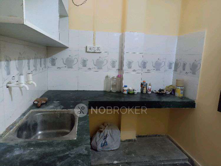 2 BHK House for Rent  In Madanpur Khadar 