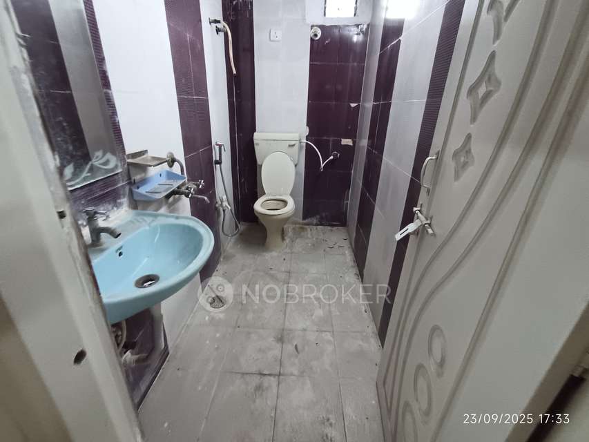 4 BHK House For Sale  In  Langar Houz