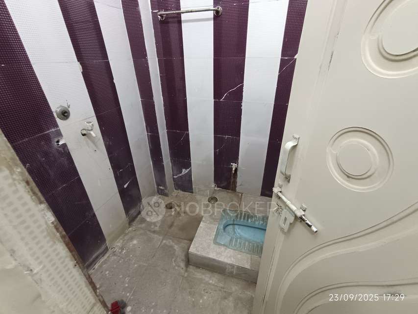 4 BHK House For Sale  In  Langar Houz