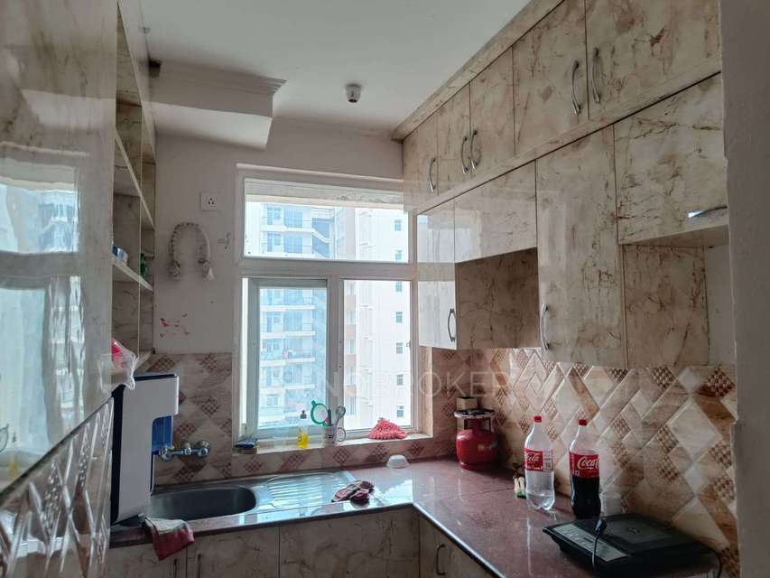 3 BHK Flat In Amrapali Leisure Valley for Rent  In Sector-1