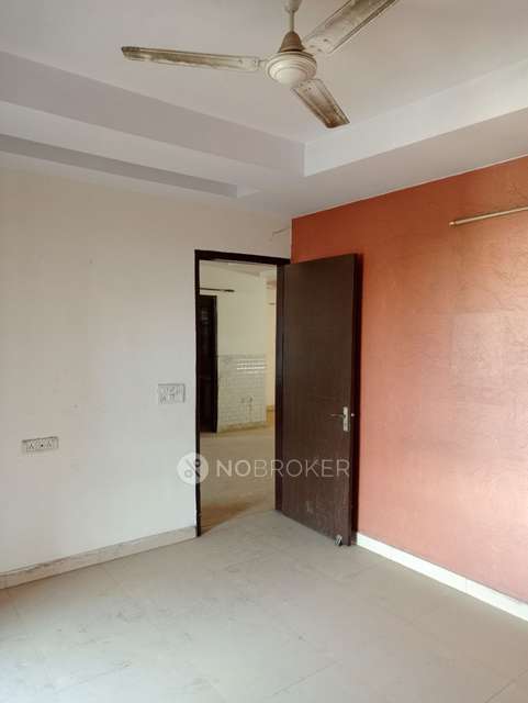 3 BHK Flat In Standalone Buildling  For Sale  In  Rajendra Nagar