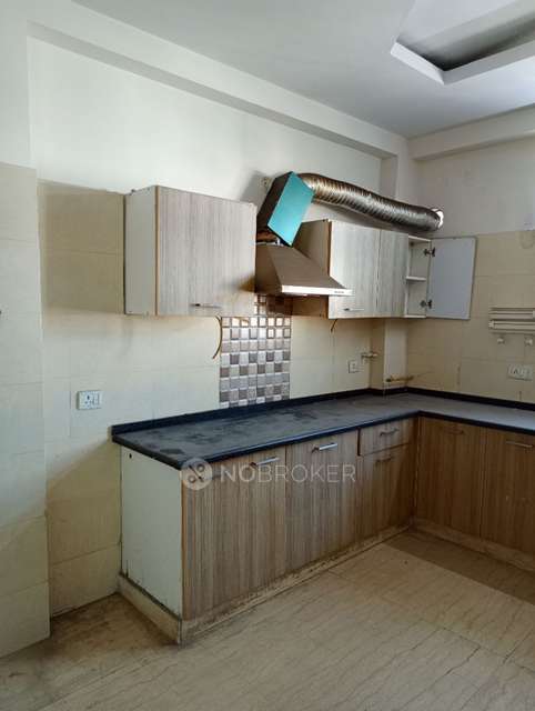 3 BHK Flat In Standalone Buildling  For Sale  In  Rajendra Nagar