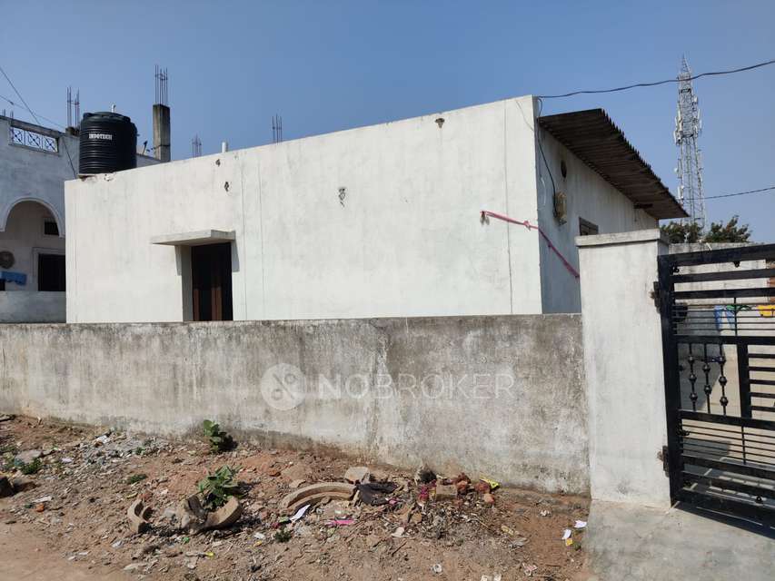 2 BHK House For Sale  In Hakimpet