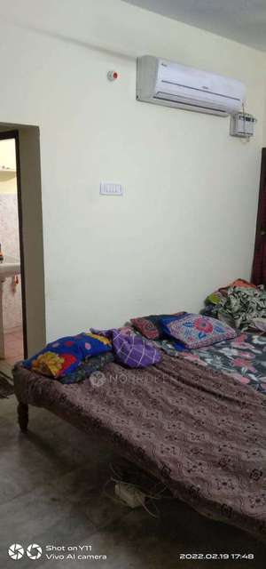 PG for Boys in Adayar