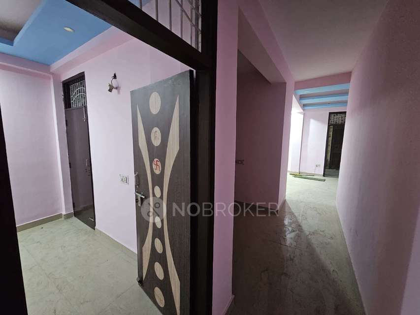 2 BHK Flat In Stanadalone Building for Rent  In Sahibabad