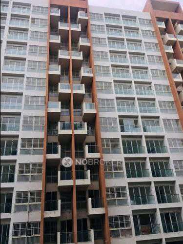 2 BHK Flat In Tinsel County Co-operative Housing Society for Rent  In Pune