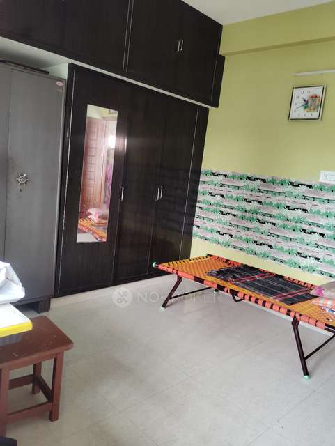 3 BHK Flat In Vasanthi Flats For Sale  In Mudichur