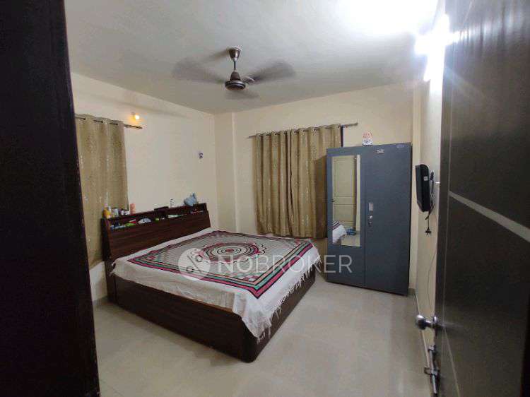 2 BHK Flat In Paras Basera Society for Rent  In Porwal Road